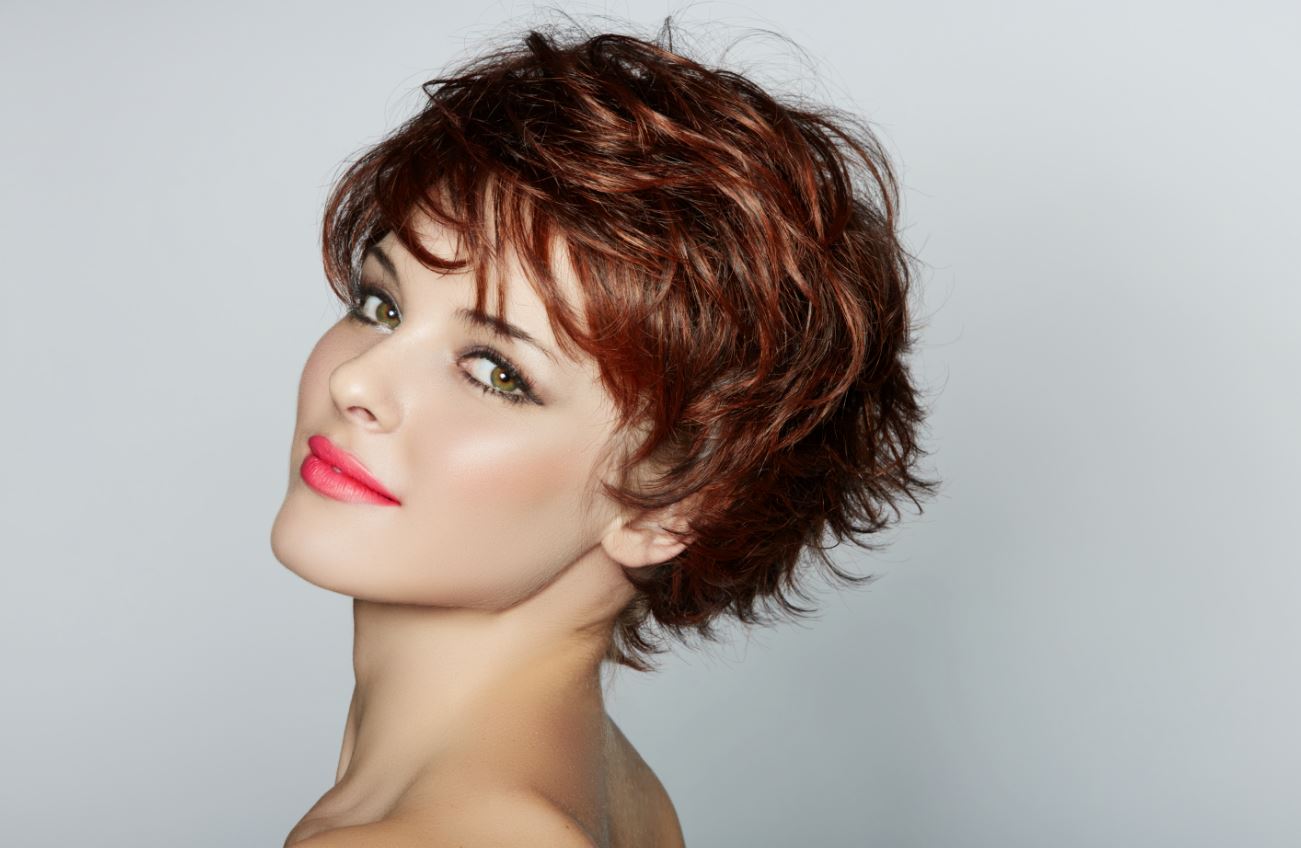 Pixie saç kesimi ince ve dalgalı saç yapılarına özel